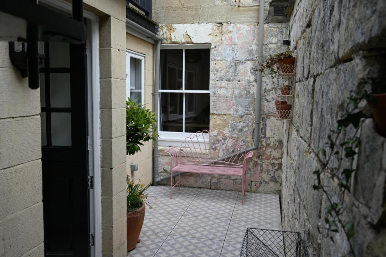 Charming Georgian Cottage With Private Sun Terrace Bath Exteriör bild